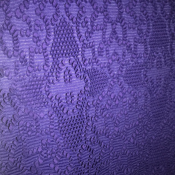 Lace front tank - Picture 2 of 3